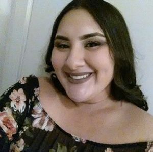 Meet your Posher, Jaclynn